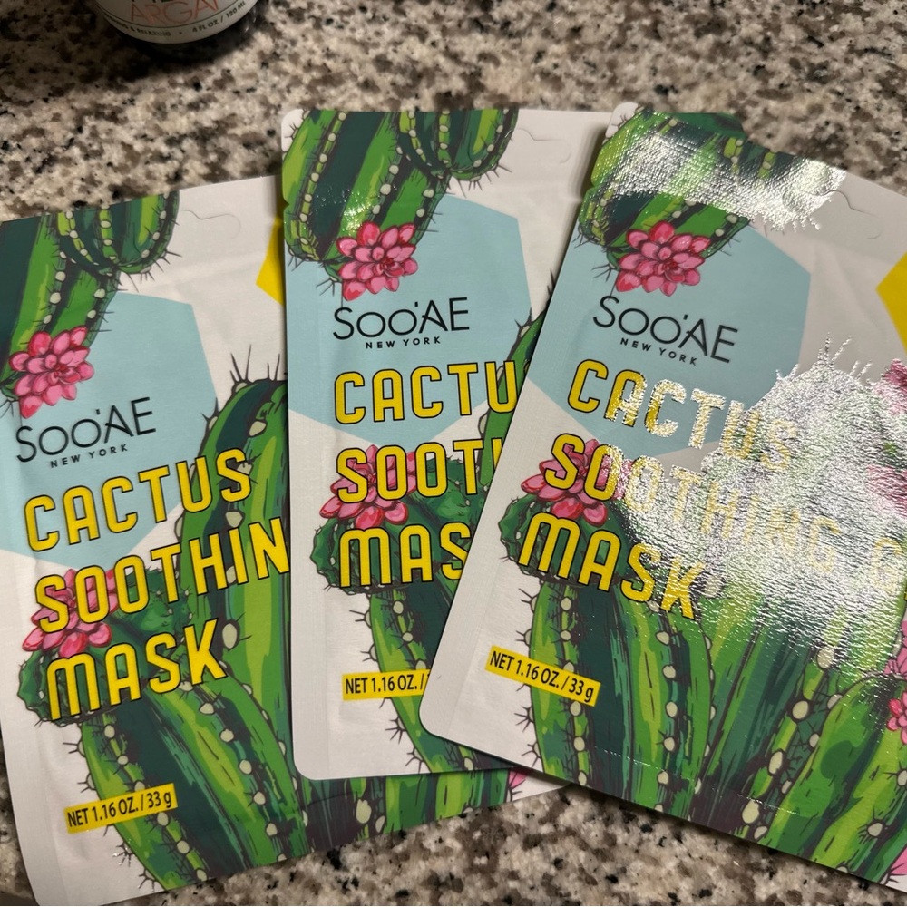 Cactus Soothing Mask - Vibrant Green